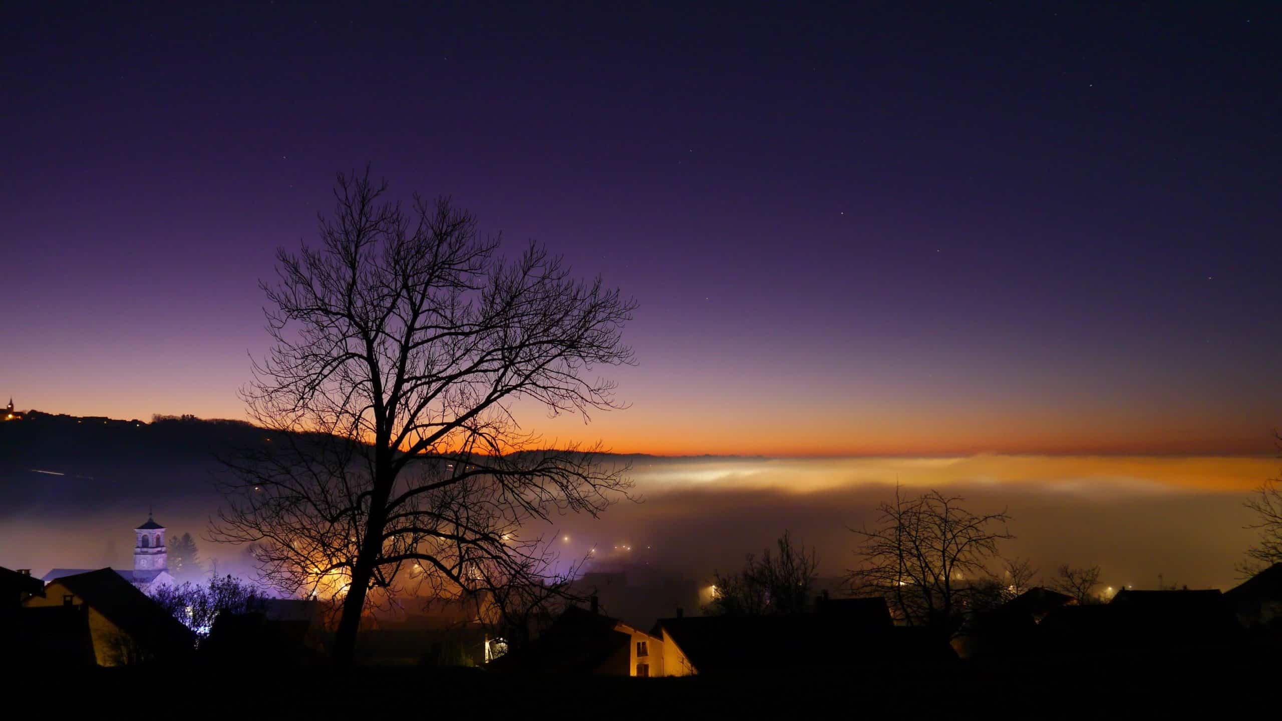 perrigny-night-scaled.jpg